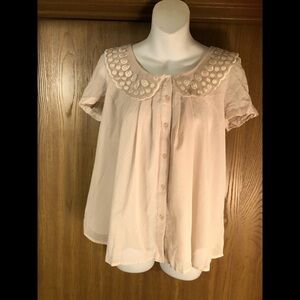 Cream button up blouse size xs​​​​​​​
